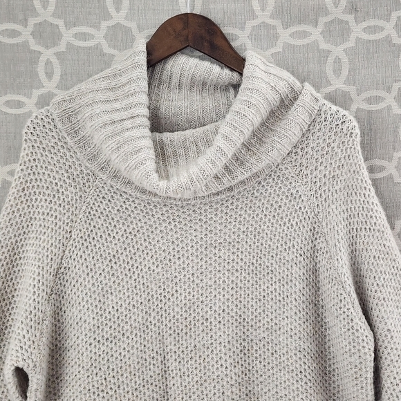 DKNYC Wool Mohair Blend Cowl Neck Slouchy Knit Sweater Women's M Overzied - Picture 2 of 8